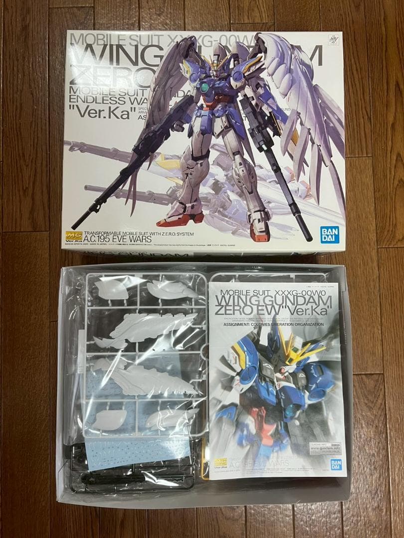ウイングガンダムゼロEW Ver.Ka 1/100
