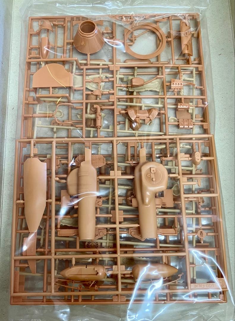 ※DVD付属 ハセガワ 1/20スケール ファルケ エクマイザーレーザーガン装備