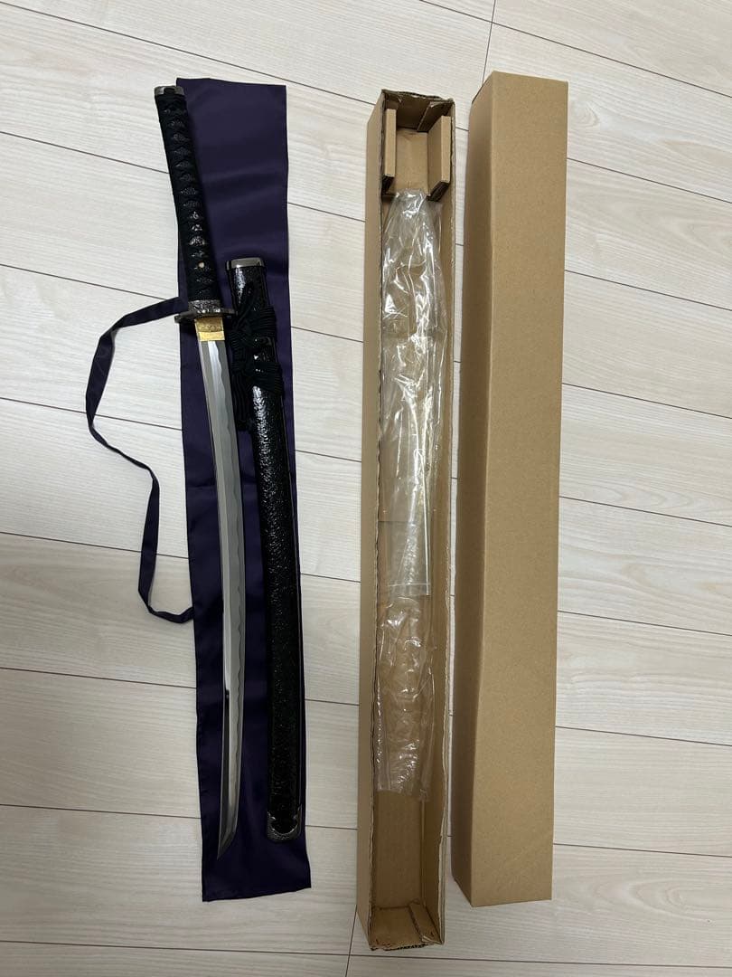 お濃 拵え 中刀 模造刀 美術刀　新品未使用　送料無料　黒　金属刃