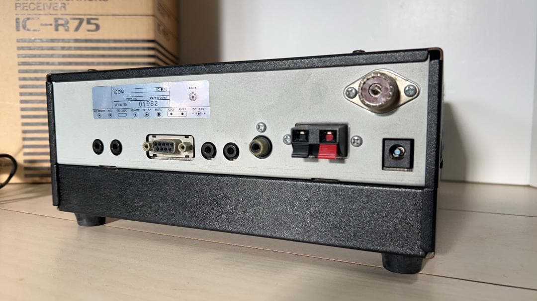 iCOM /IC-R75　レシーバー　 無線機　ジャンク品　アイコム
