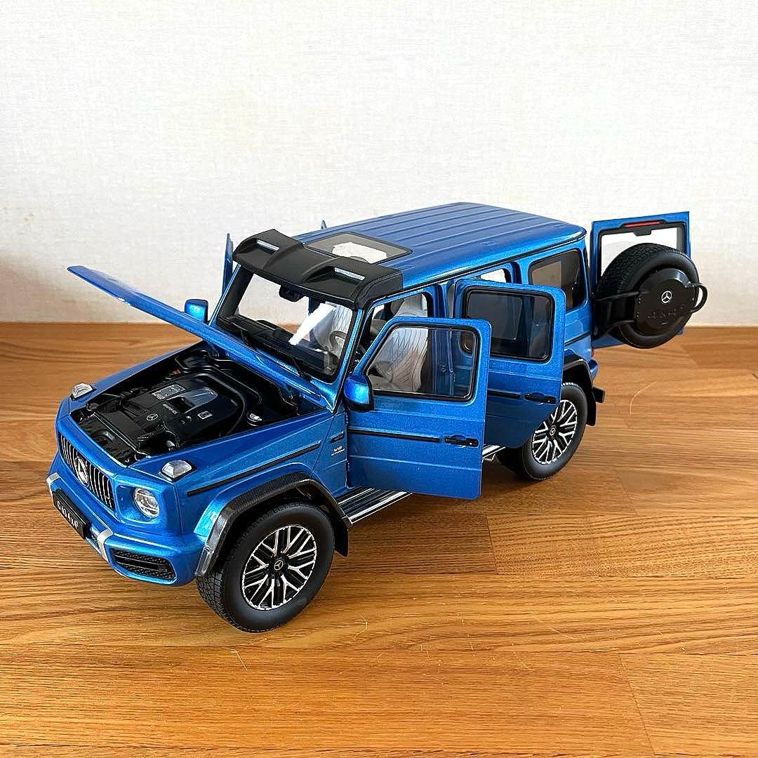 【ミニカー 美品】1/18 メルセデスベンツ AMG G63 4x4 Gクラス
