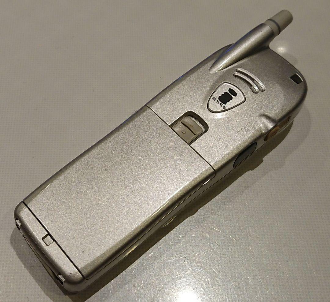 レア 美品 ドコモ D502i HYPER silver シルバー ガラケー