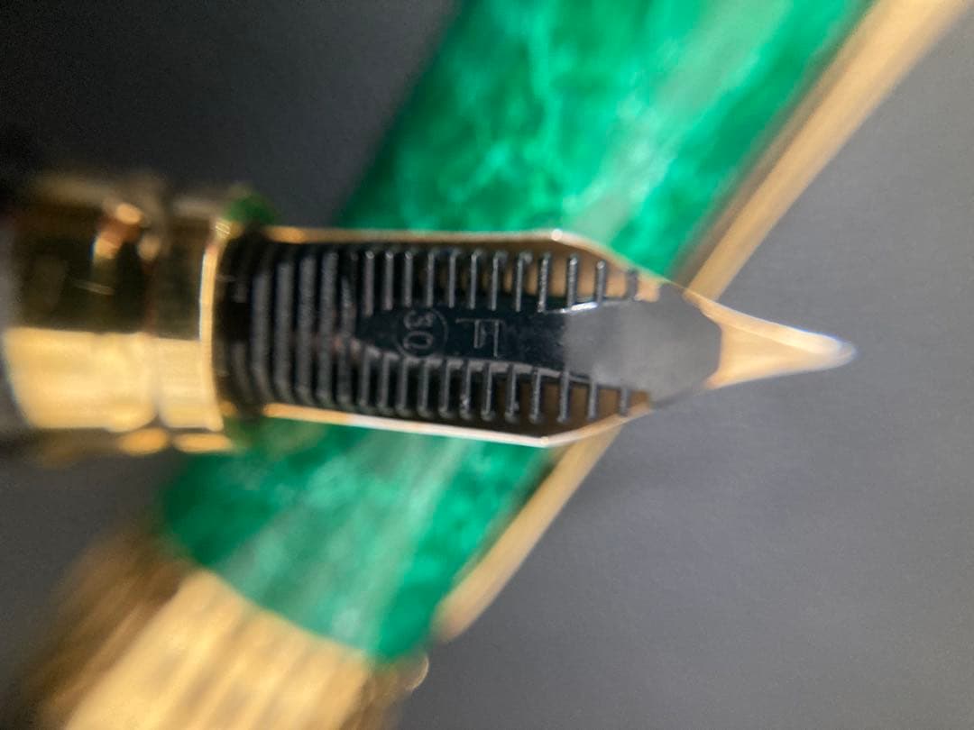 WATERMAN 緑色 万年筆 専用ケース付き