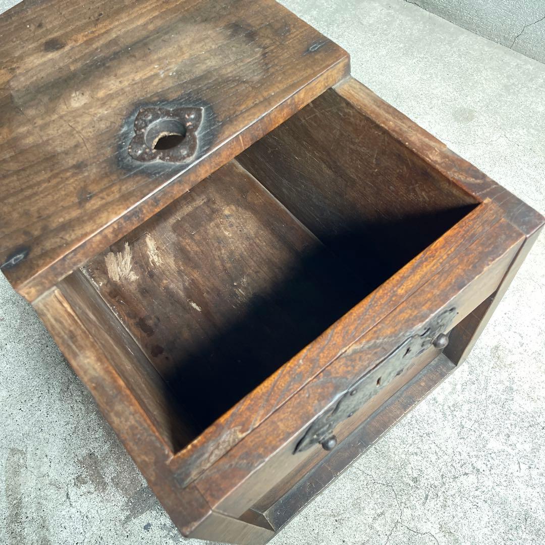 銭箱 銭函 小引出 時代金具 日本製 江戸時代 明治時代 古道具 欅