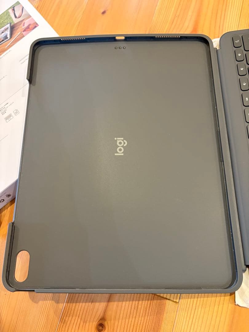 ロジクール Combo Touch iPad Air 13インチ M3 & M2