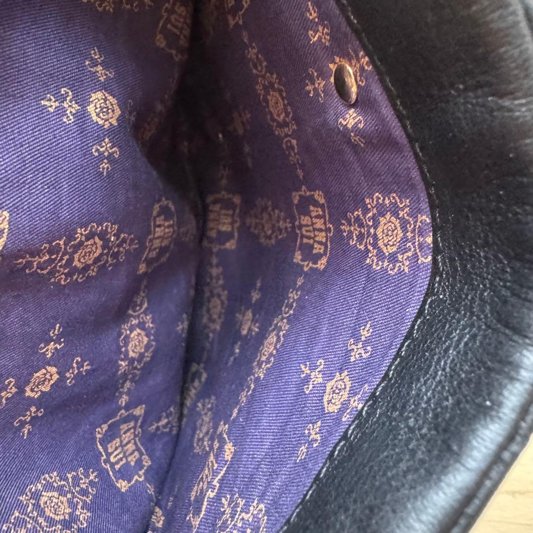 ★新品★ANNA SUI　アナスイ　レザー　がま口　二つ折り財布　黒　ブラック