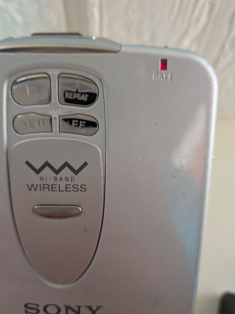 整備品 SONY WM-WX1 ソニー カセットウォークマン 充電器とガム電池付