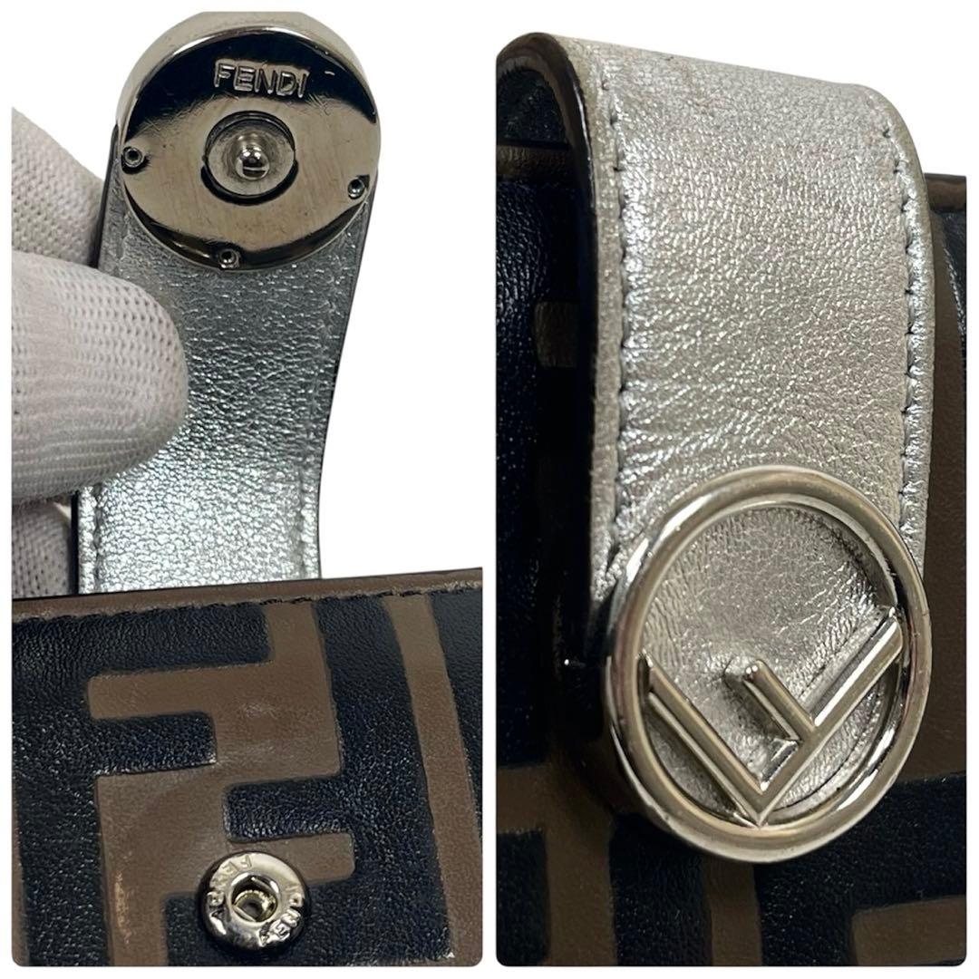 フェンディ　折り財布　FFロゴ　エンボス　ズッカ総柄　ラウンドファスナー　レザー