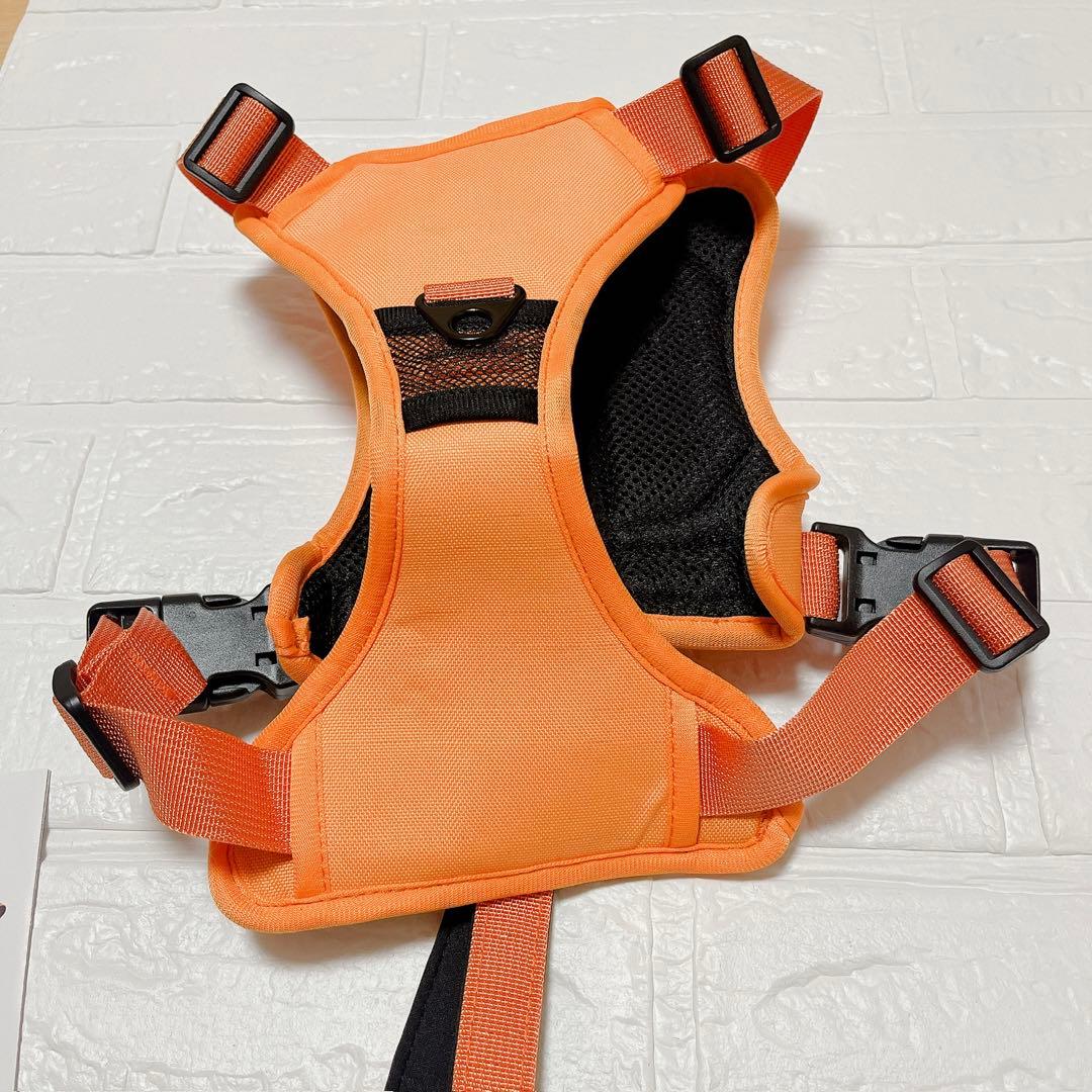 値下げ‼️引っ張らない格納式犬用ハーネス　Mサイズ