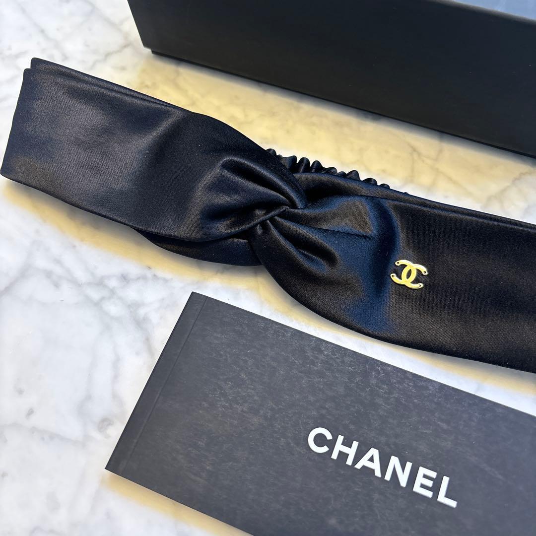 新品未使用　CHANEL ブラック リボン ヘアバンド　カチューシャ　おまけ付き