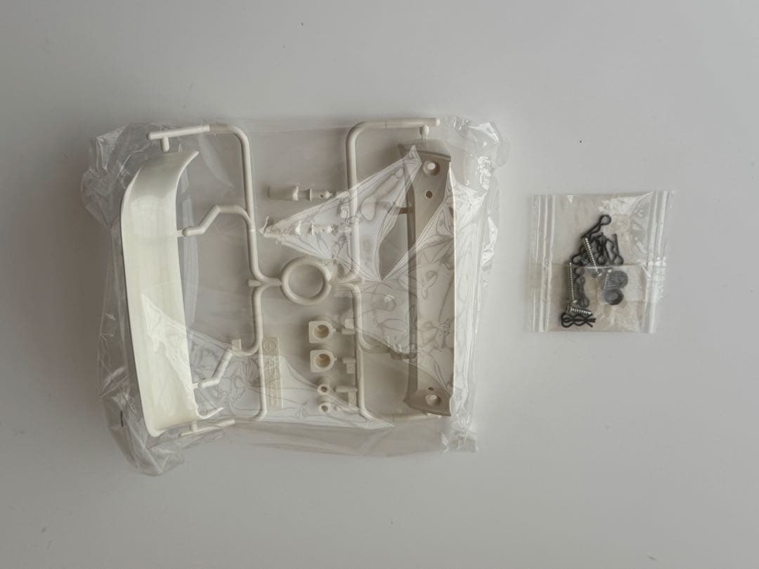 【絶版・未使用】プジョー 206 WRC スペアボディセット