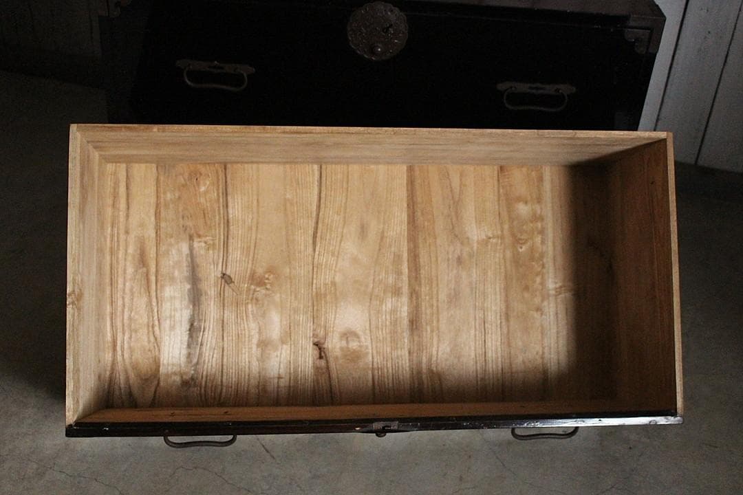 綺麗な丸金具庄内箪笥　2段　タンス　収納　古家具　古民家　時代家具