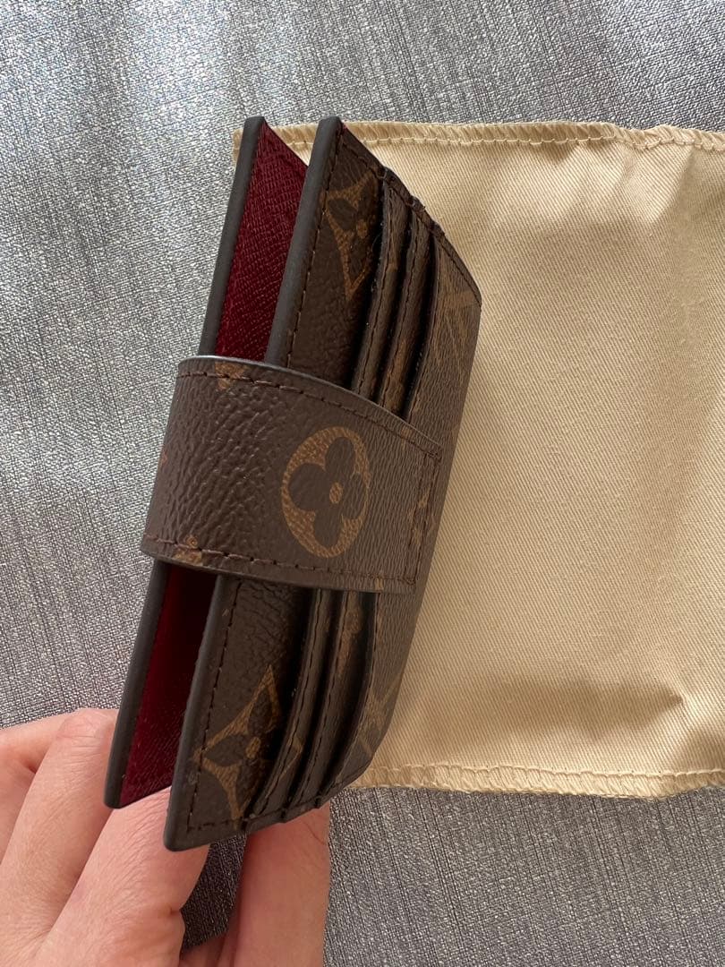 LOUIS VUITTON ルイヴィトン モノグラム 二つ折り財布