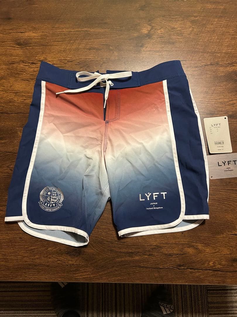 LYFT サーフパンツ sサイズ
