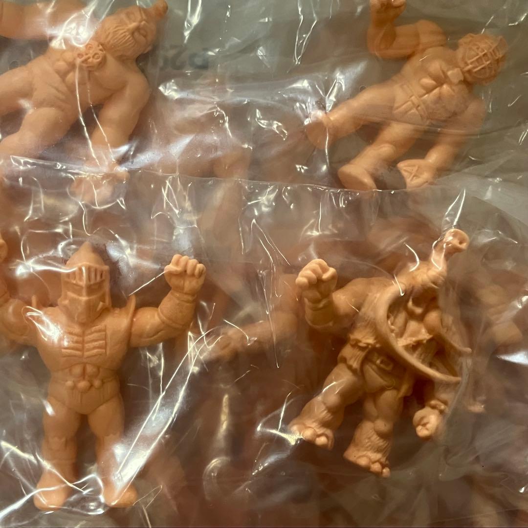 未開封 キン消しのみ キン肉マン BOX 色紙 キン消し 418体 ミニブック有