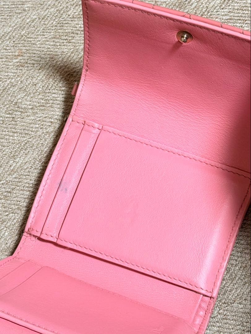 Dior ピンク 三つ折り財布 保存袋付き