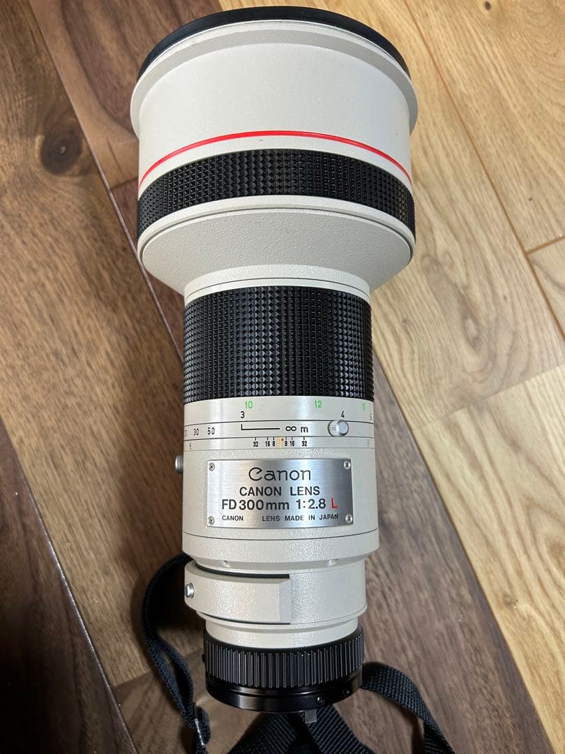 【クモリあり】Canon New FD 300mm F2.8 L MFレンズ