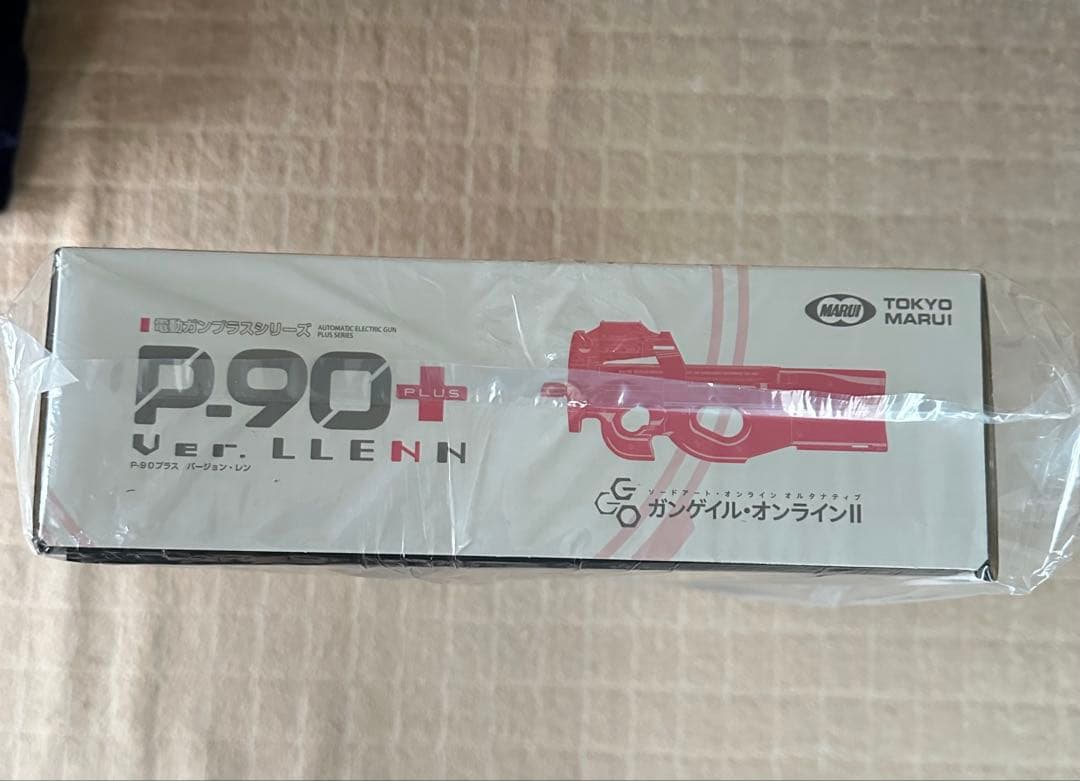 東京マルイ P90プラス レン (新品未開封）+ 販促ポスター（非売品）木製額付