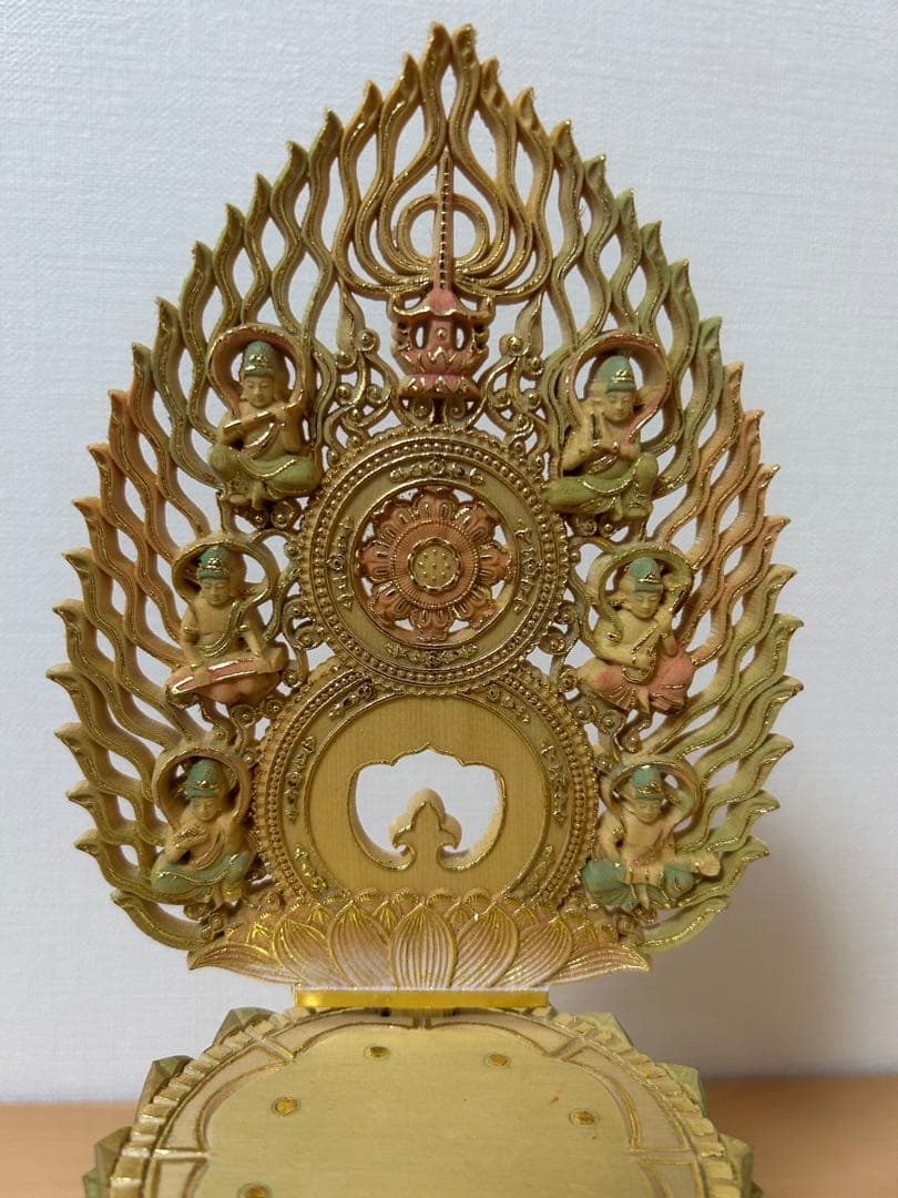 千手観音菩薩　金色　木製　新品　美品