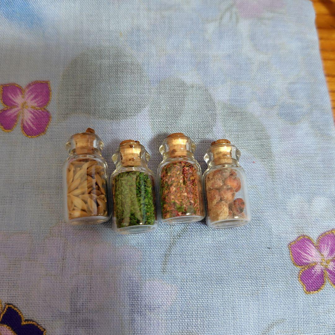 【ララさん用】：ニキティキ/ドイツ製/バウアー社ミニチュアドールハウス