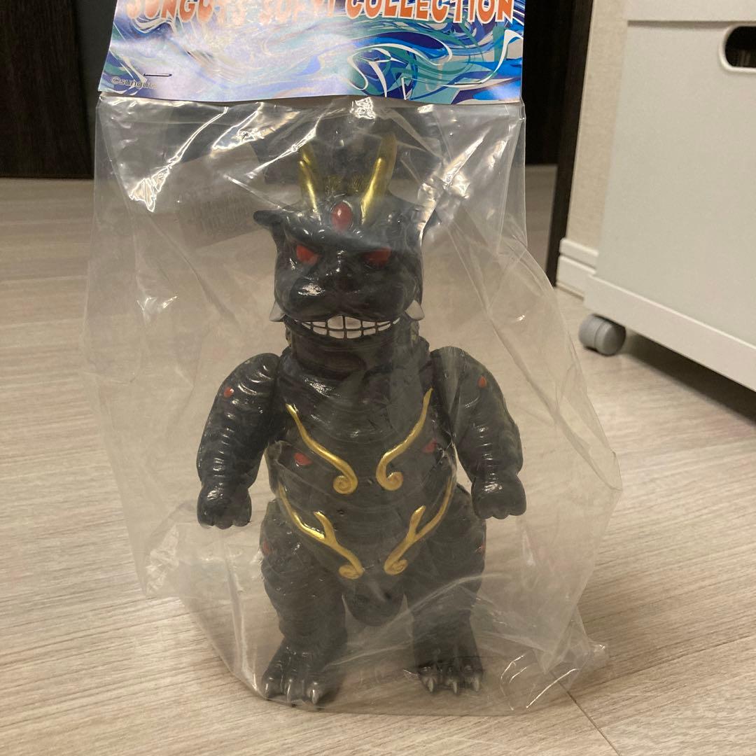 サンガッツ本舗　白澤　墓場の画廊　怪獣 フィギュア