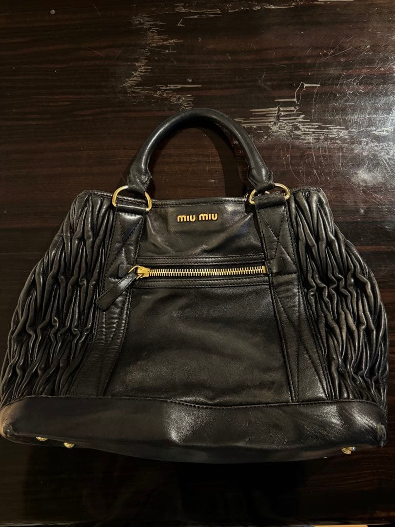 miumiu バッグ　トートバッグ　ハンドバッグ