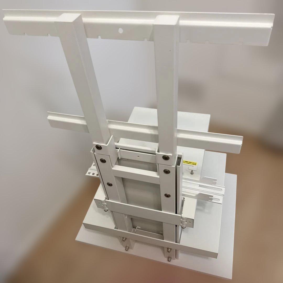 EQAULS WALL V2 ロータイプ テレビスタンド 棚板付　サテンホワイト