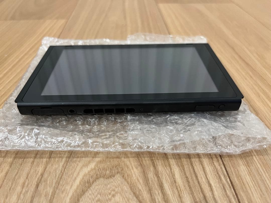 【️美品】Nintendo Switch 本体＋接続アダプター付