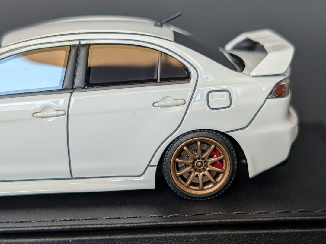 イグニッションモデル 1/43 ランサーエボリューション X CZ4A