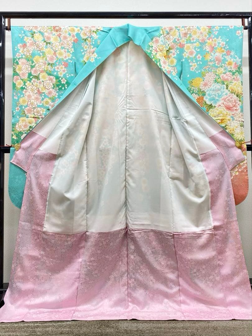 振袖 豪華 刺繍 銀彩 紋意匠 身丈173cm