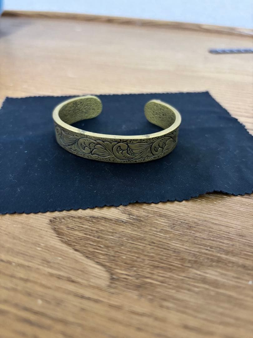 galcia バングル　ブラス