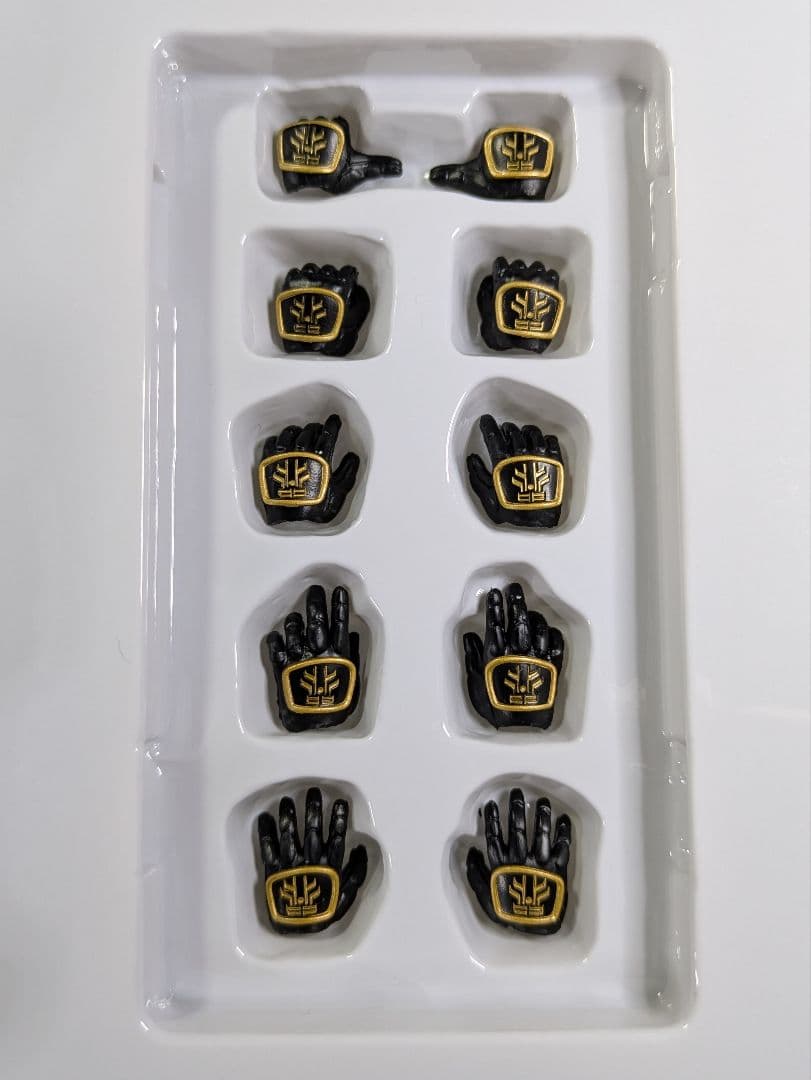 S.H.Figuarts 真骨彫製法　仮面ライダークウガ　アルティメットフォーム