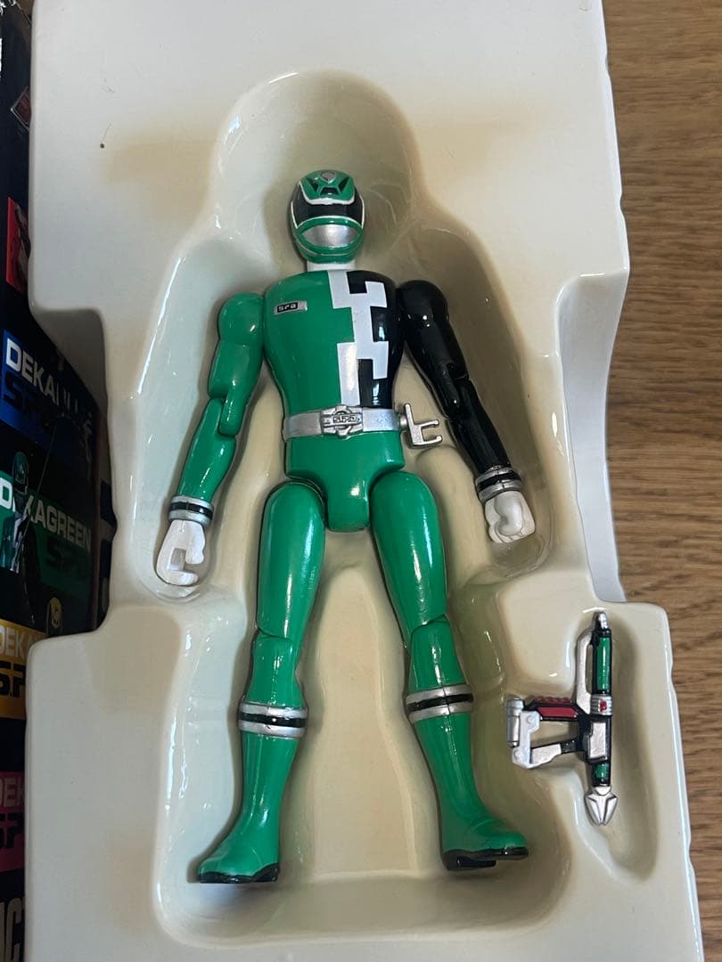 特捜戦隊　デカレンジャー　フィギュア　戦隊ヒーロー　特撮 平成　おもちゃ