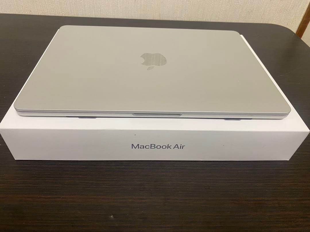 MacBook本体 Apple MacBook Air M3 16GB 512Gb SSD