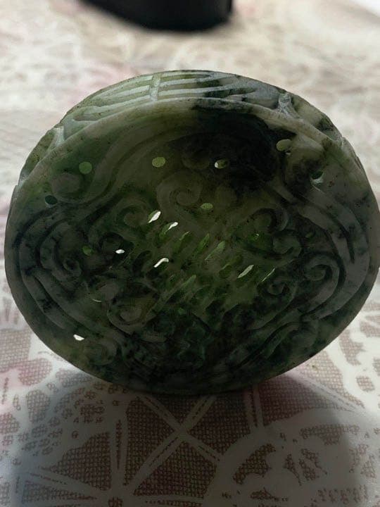 根付翡翠石