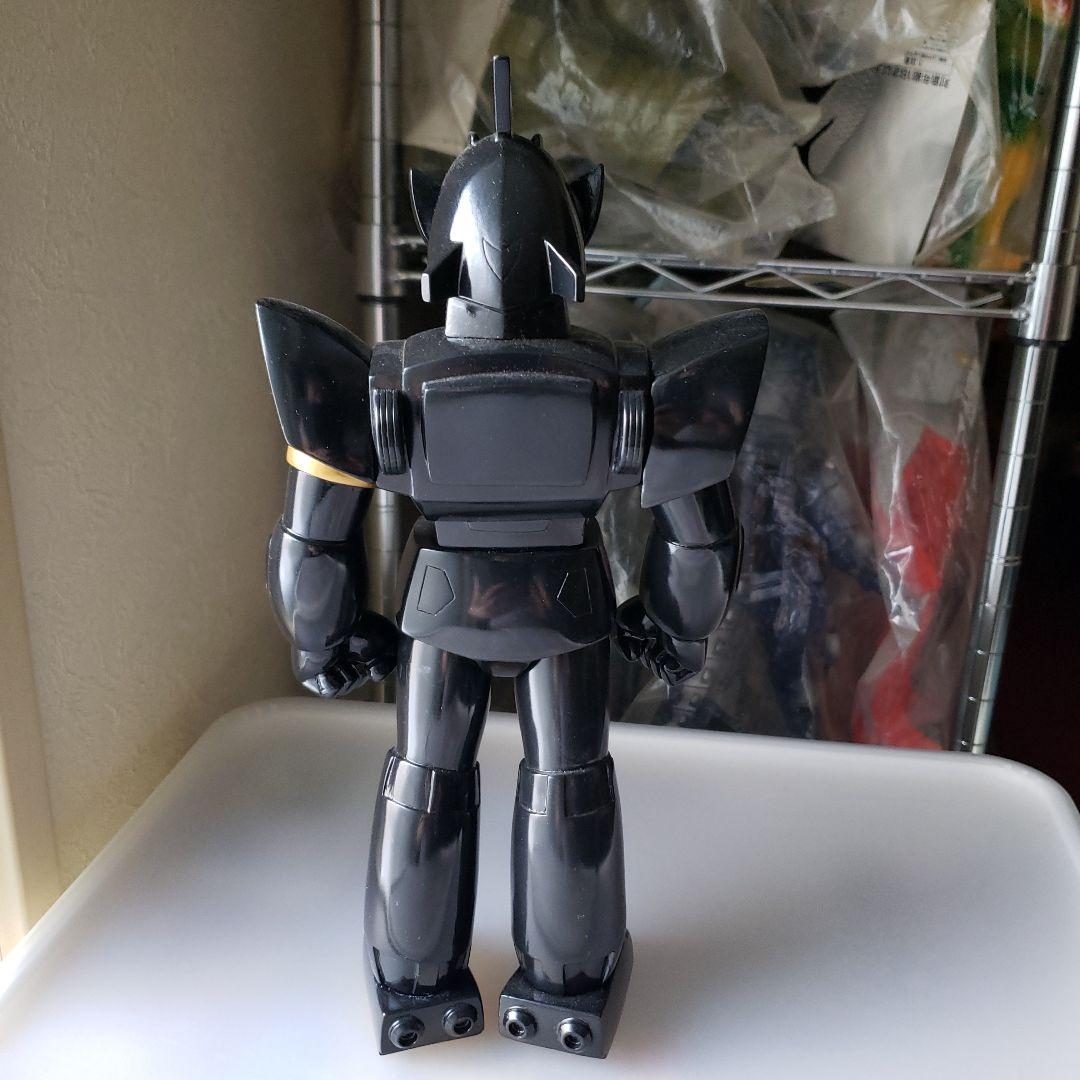 工匠堂　ソフビ　ギンガイザー　ロボットフィギュア 　黒　ブラック