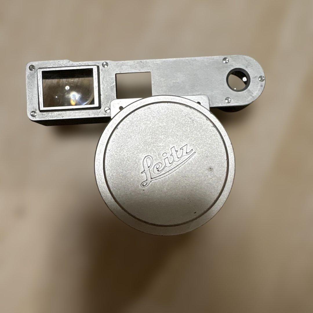 Leica Summaron 35mm f/2.8 レンジファインダーカメラ