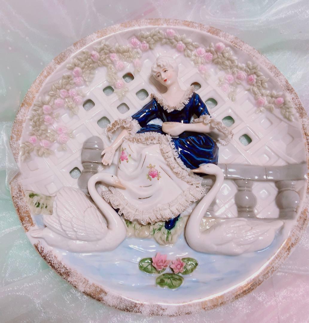 ヴィンテージ　陶器人形飾り皿　置物　ウォールデコ