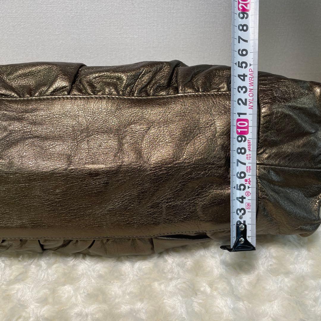 GUCCI グッチ ヒステリア メタリックレザー バッグ