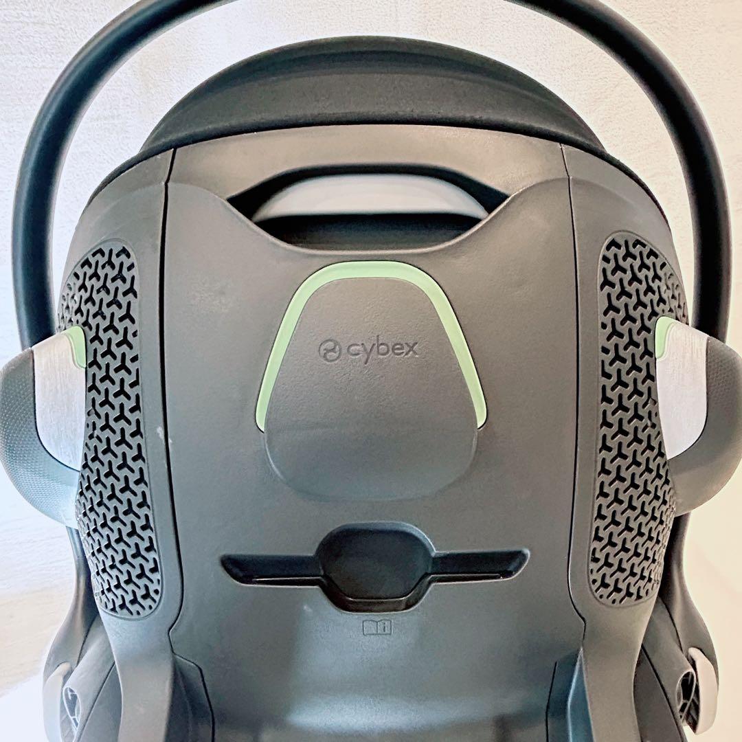 美品✨️ Cybex Cloud G i-Size チャイルドシート　ベースG