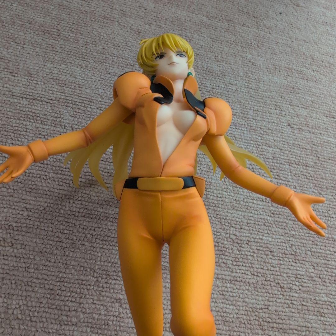 vガンダム　カテジナ・ルース　フィギュア