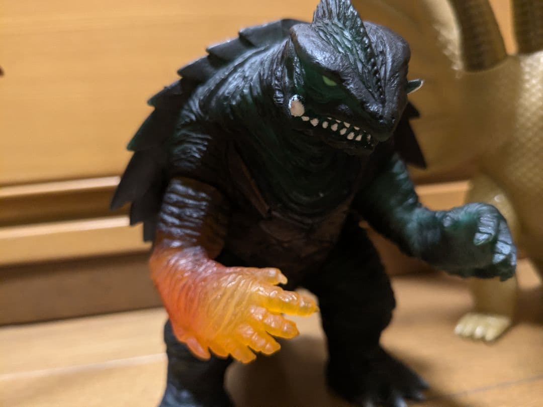 ゴジラ　ガメラ　ソフビ　ムービーモンスターシリーズ