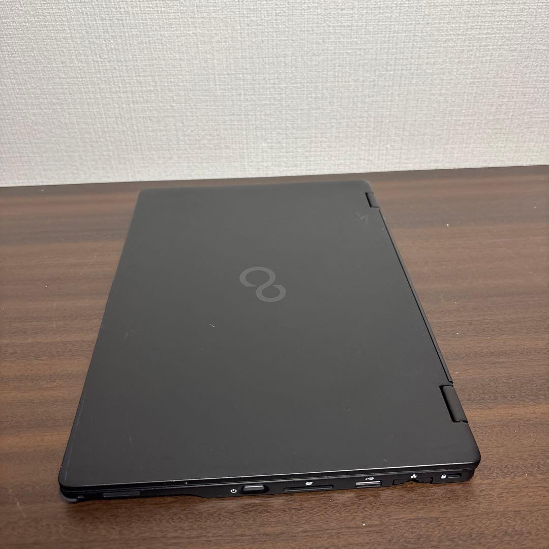 タッチペン付き！超軽量＆超高性能富士通製13.3インチ2in1モバイルPC！