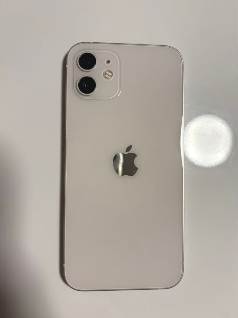 ブラウンさん★[美品]Iphone12 64GB ホワイト