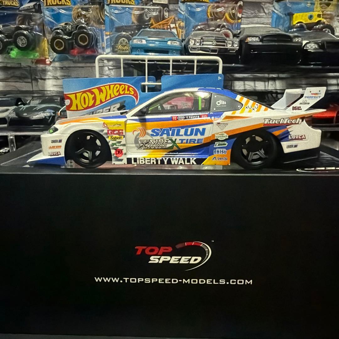 ミニカー TOP SPEED SILVIA S15 LIBERTY WALK 1/18