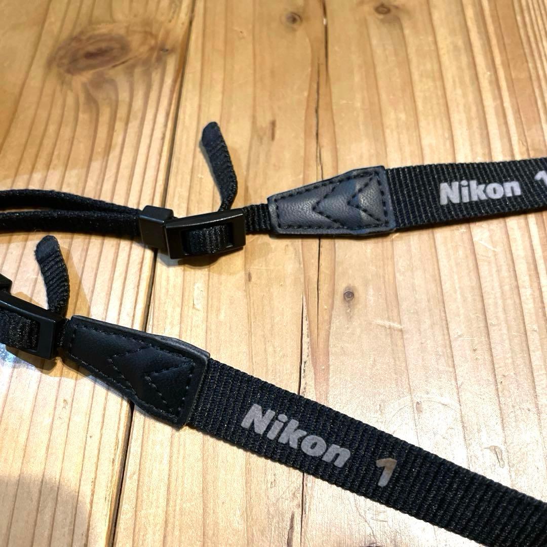 Nikon J1 カメラ 本体 レンズ 充電器 USBケーブル 使用説明書