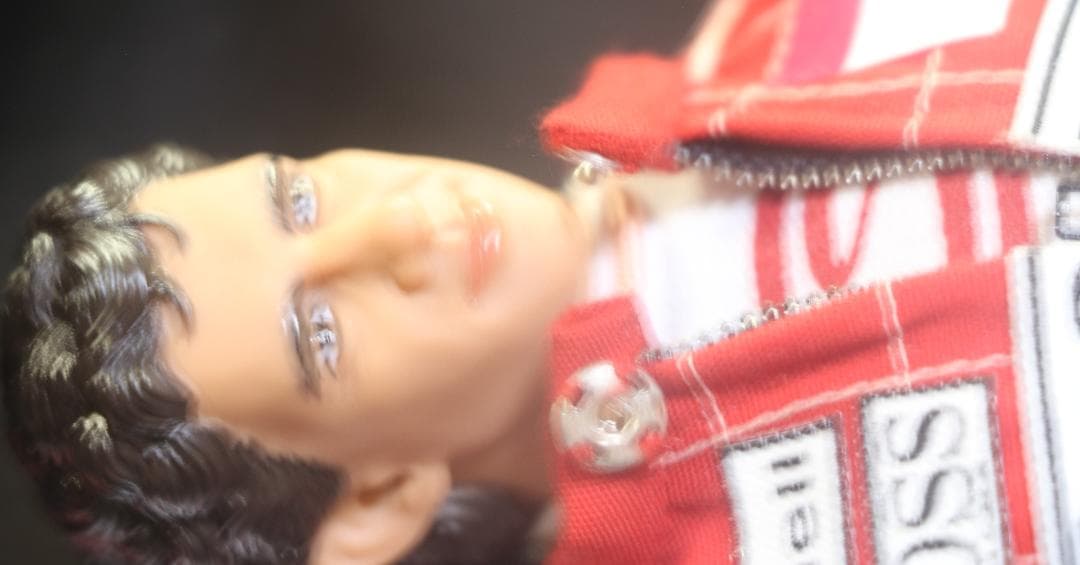 とと　 タカラ製　アイルトン ・セナ フィギャー　記念プレート付き