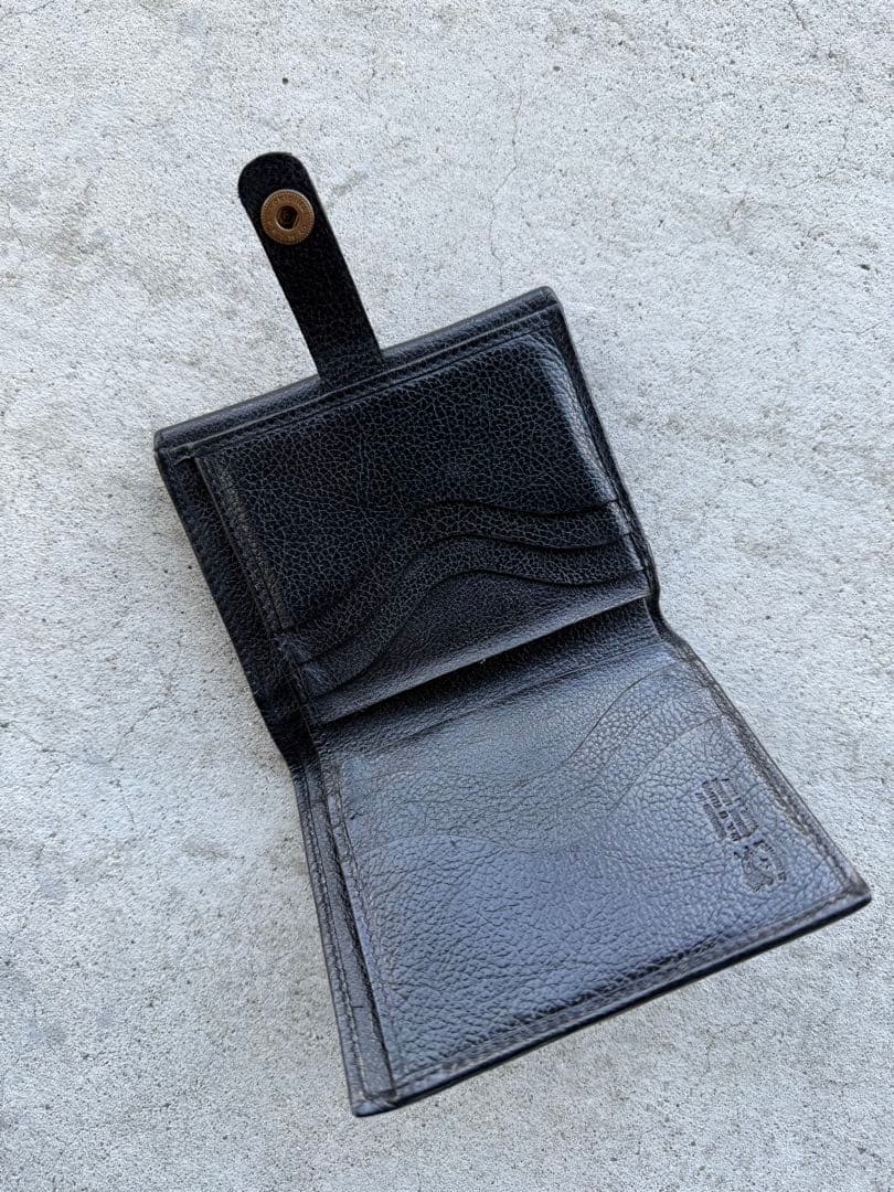 (本日限り)12000円即日発送手配可IL BISONTE 二つ折り財布 黒