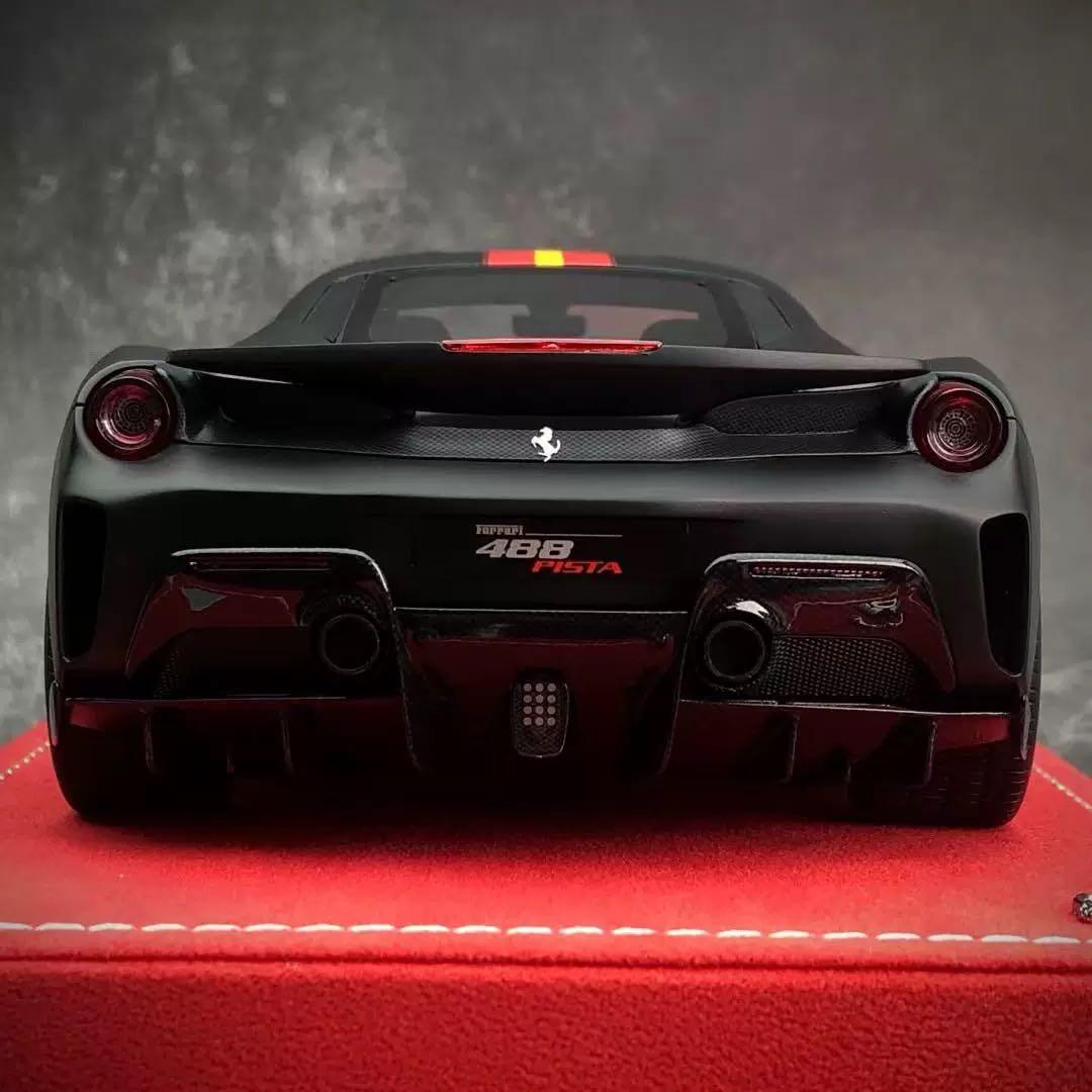 特注モデル MR モデル 1/18 フェラーリ 488 ピスタ ミニカー