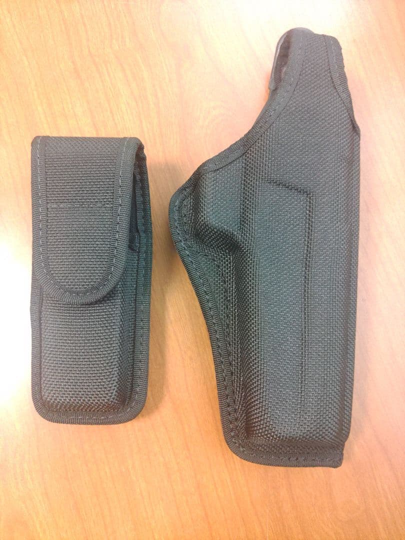 アメリカ製　BIANCHI　ビアンキ　ホルスター　マガジンポーチセット